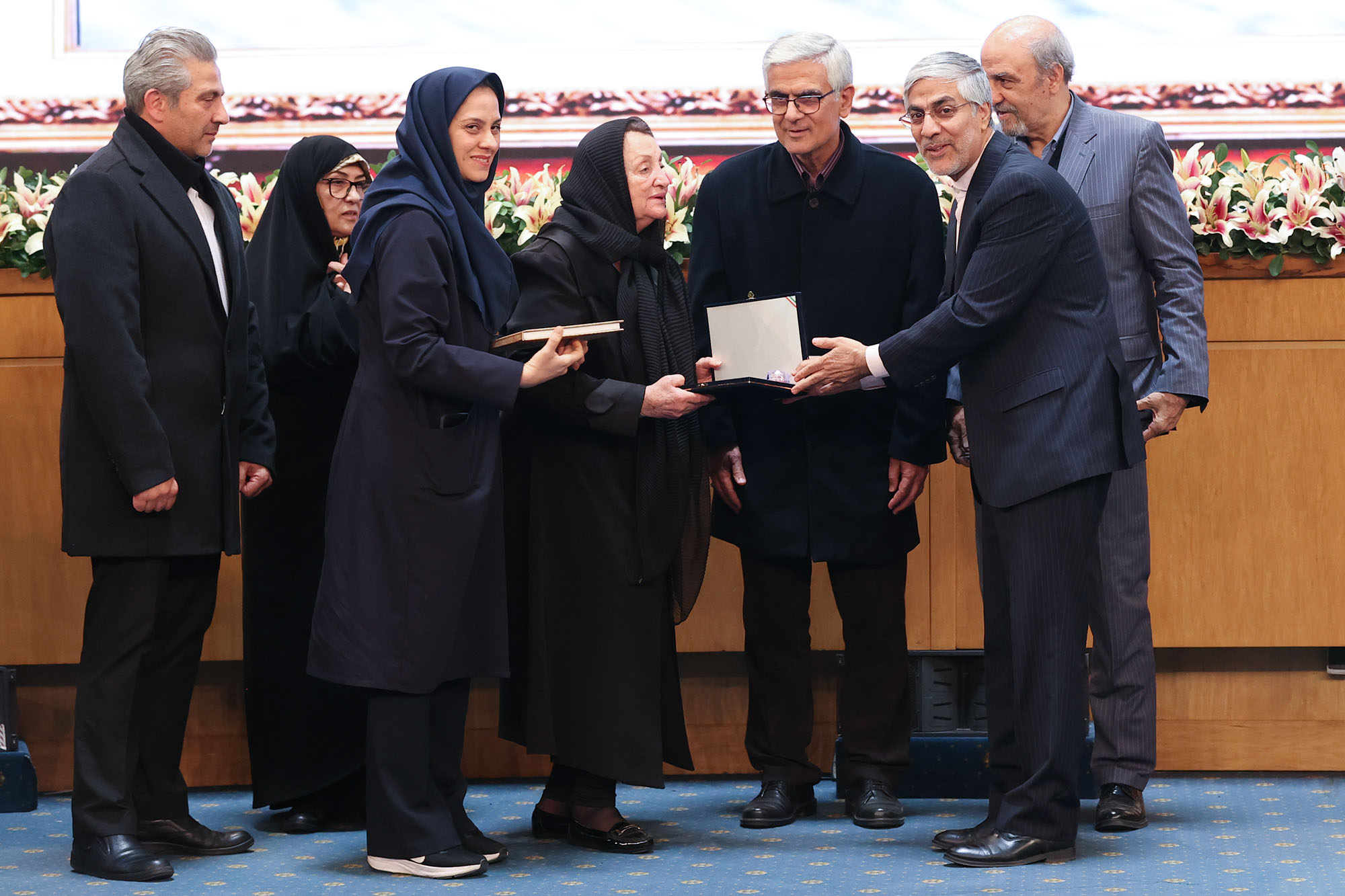 ضیافت سده المپیک ایران 64