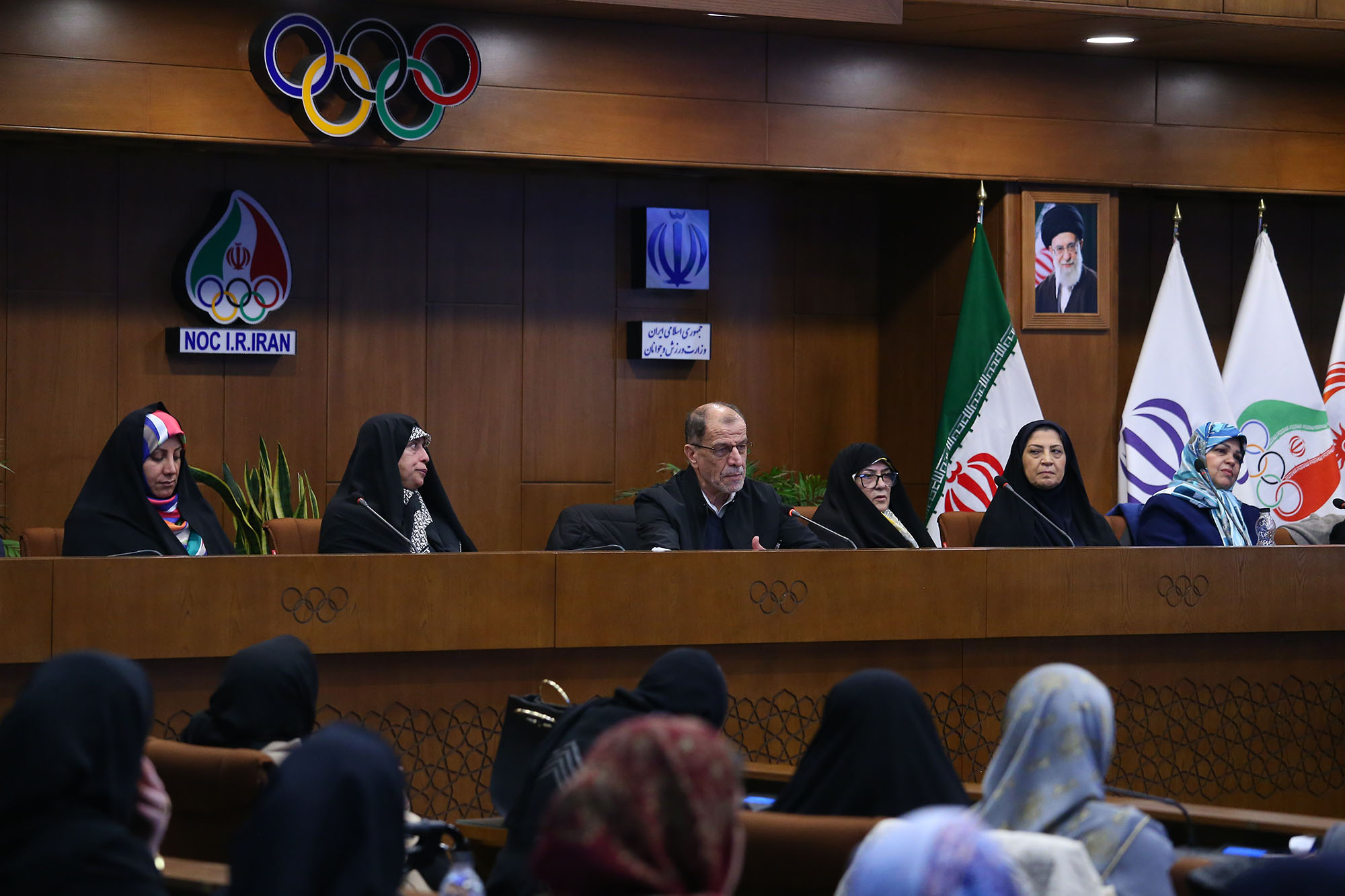 مراسم تجلیل از بانوان تاثیرگذار در ورزش زنان 36