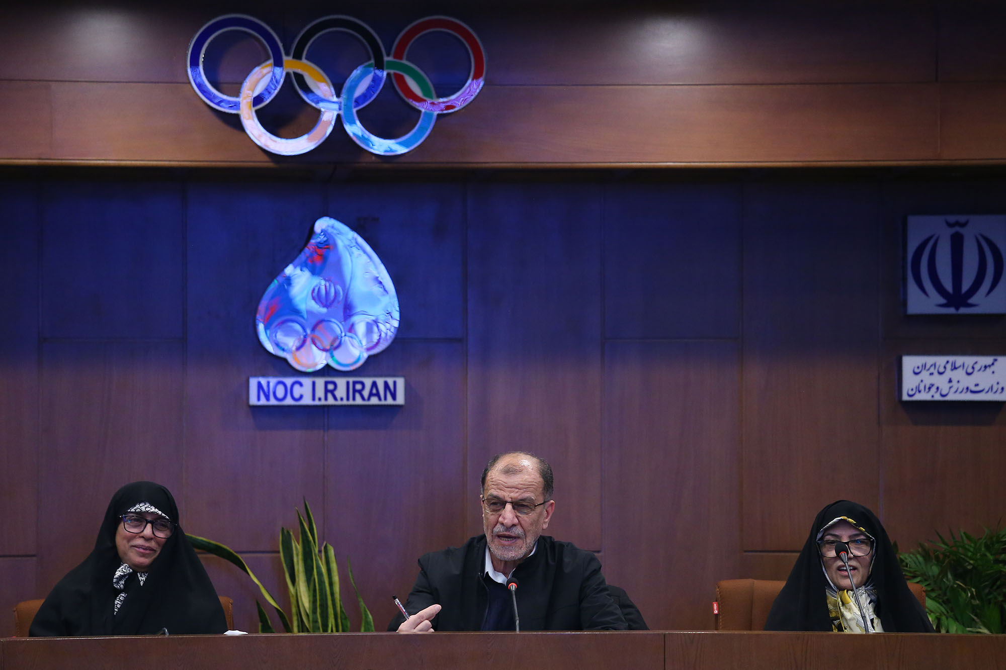 مراسم تجلیل از بانوان تاثیرگذار در ورزش زنان 42