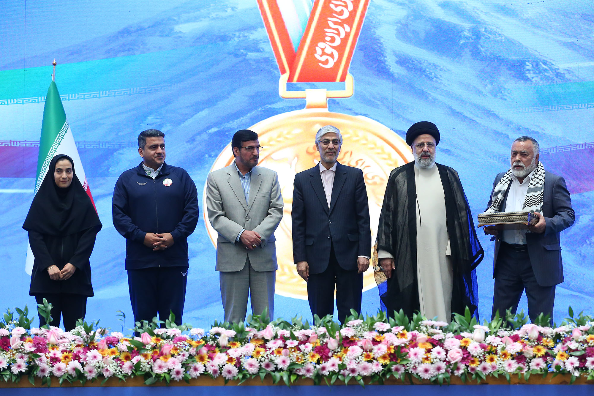 مراسم تجلیل از قهرمانان و مدال آوران سال 1403 19