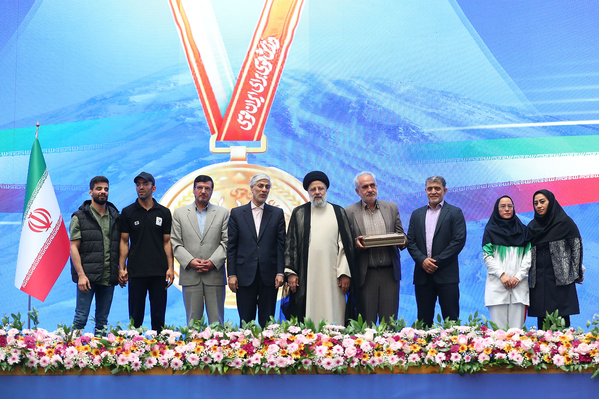 مراسم تجلیل از قهرمانان و مدال آوران سال 1403 22