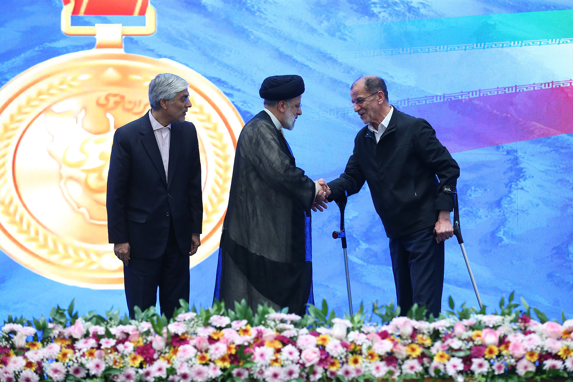 مراسم تجلیل از قهرمانان و مدال آوران سال 1403 24