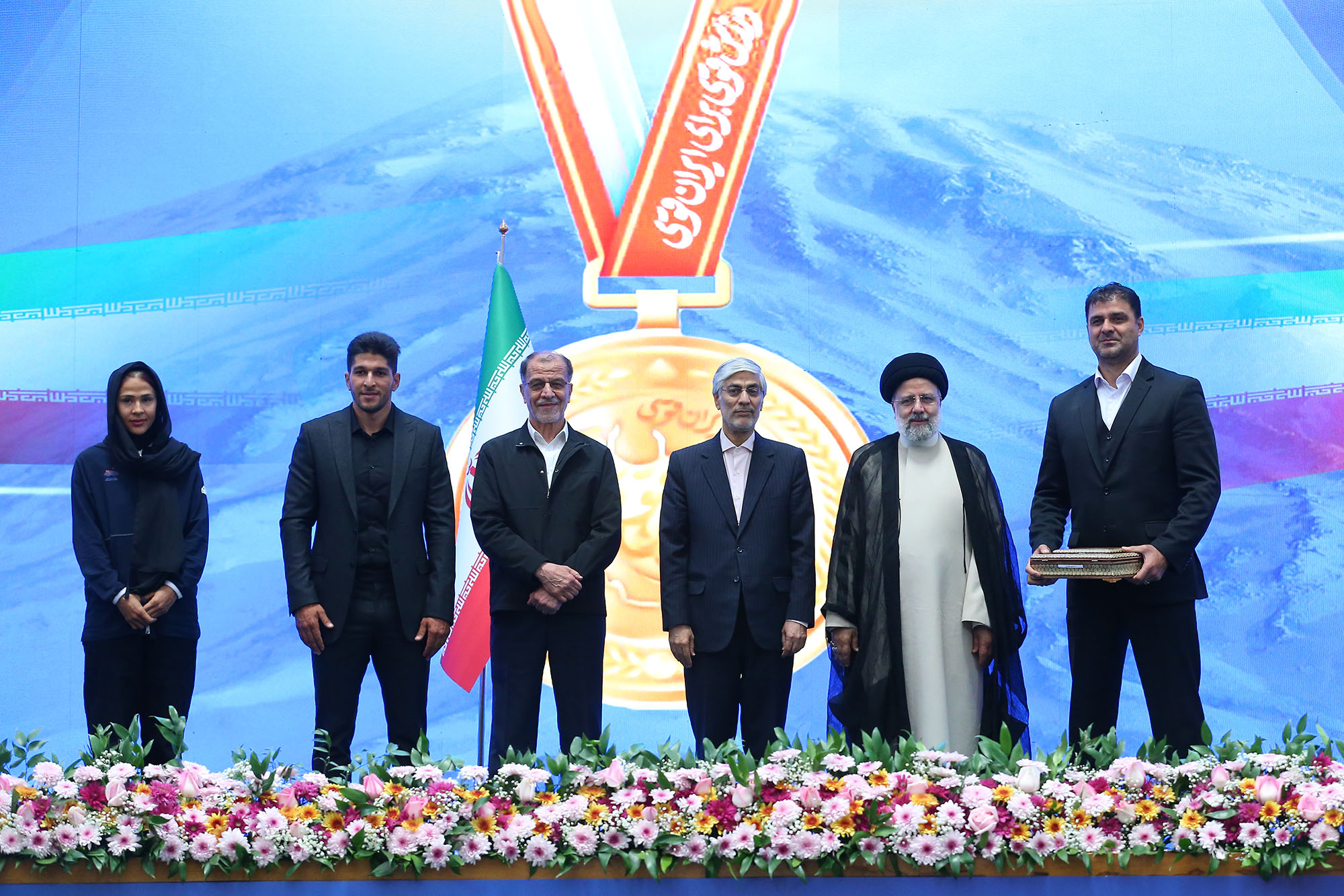 مراسم تجلیل از قهرمانان و مدال آوران سال 1403 31