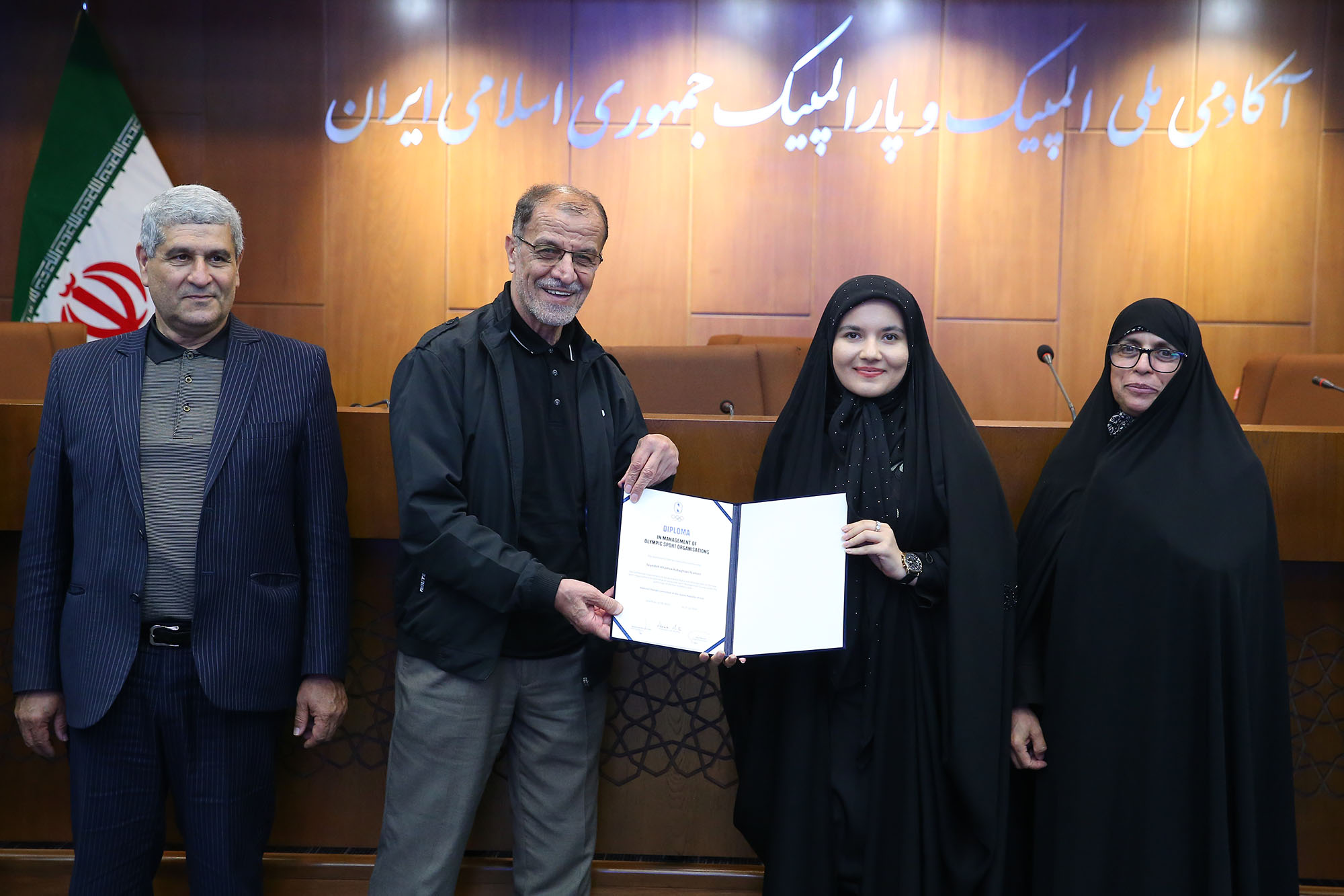 مراسم اختتامیه نهمین دوره و افتتاحیه دهمین دوره سولیداریتی مدیریت ورزشی 7