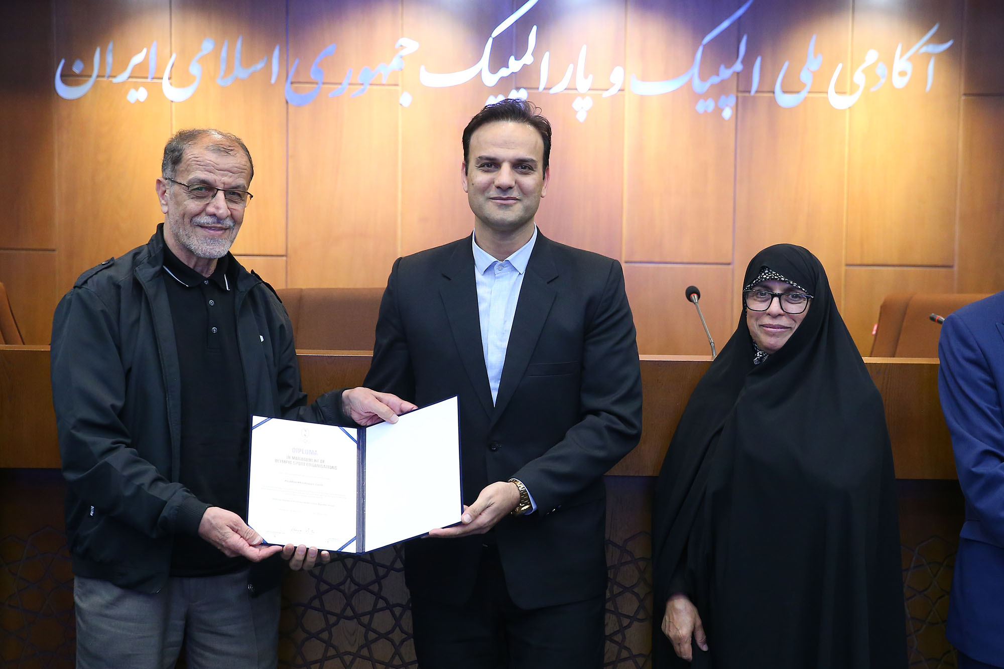 مراسم اختتامیه نهمین دوره و افتتاحیه دهمین دوره سولیداریتی مدیریت ورزشی 11