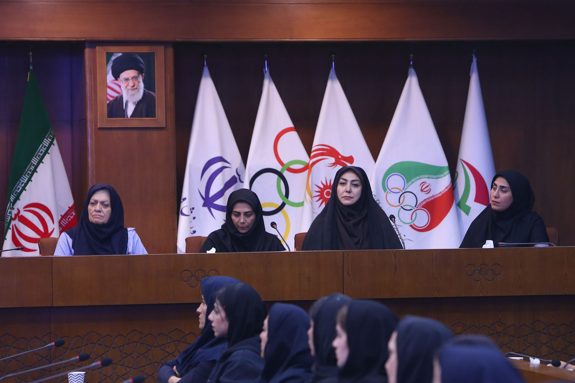 مراسم افتتاحیه سالن ورزشی برتر بانوان 16