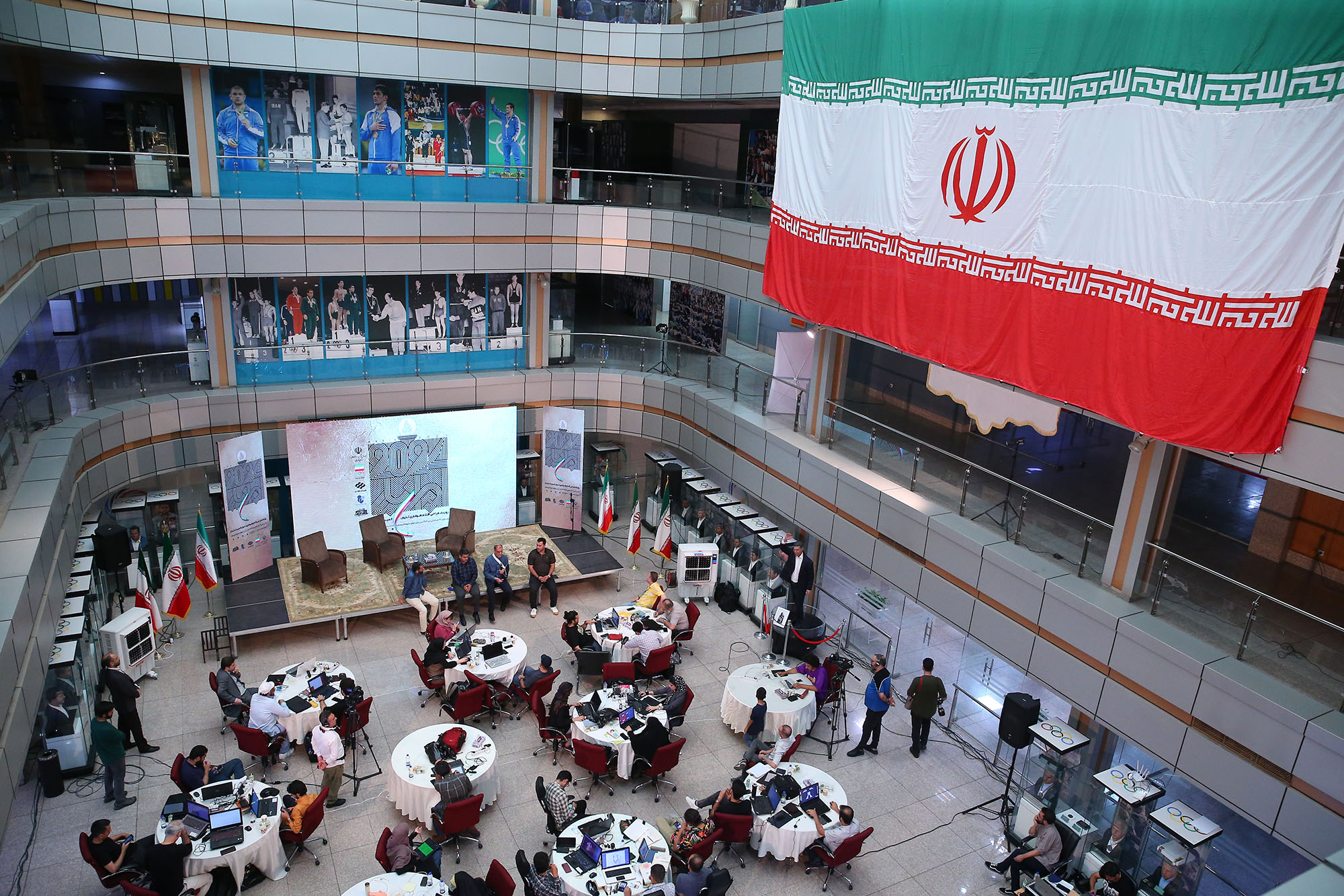 بازدید وزیر ورزش و جوانان و قائم مقام وزارت ارشاد و ریاست کمیته ملی المپیک  از پروژه ایران یار 5