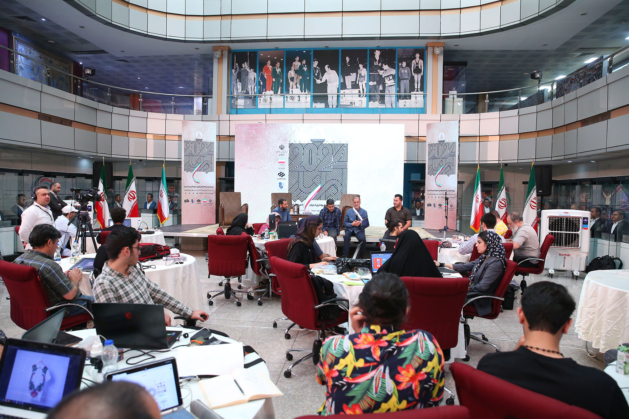 بازدید وزیر ورزش و جوانان و قائم مقام وزارت ارشاد و ریاست کمیته ملی المپیک  از پروژه ایران یار 10