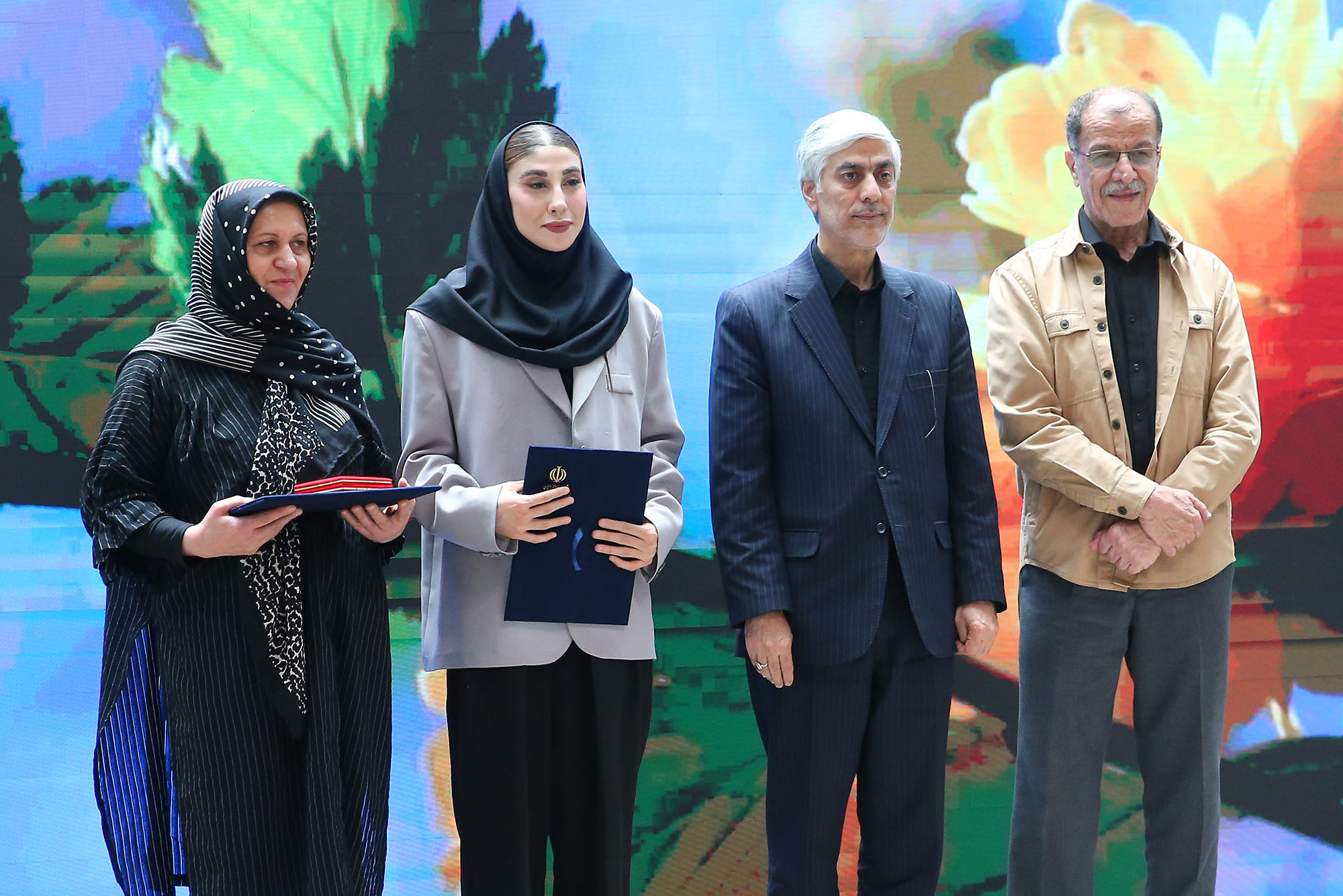 مراسم بدرقه کاروان ورزشی اعزامی به بازی های المپیک پاریس و امضا تفاهم نامه ورزشی با آستان قدس رضوی 31