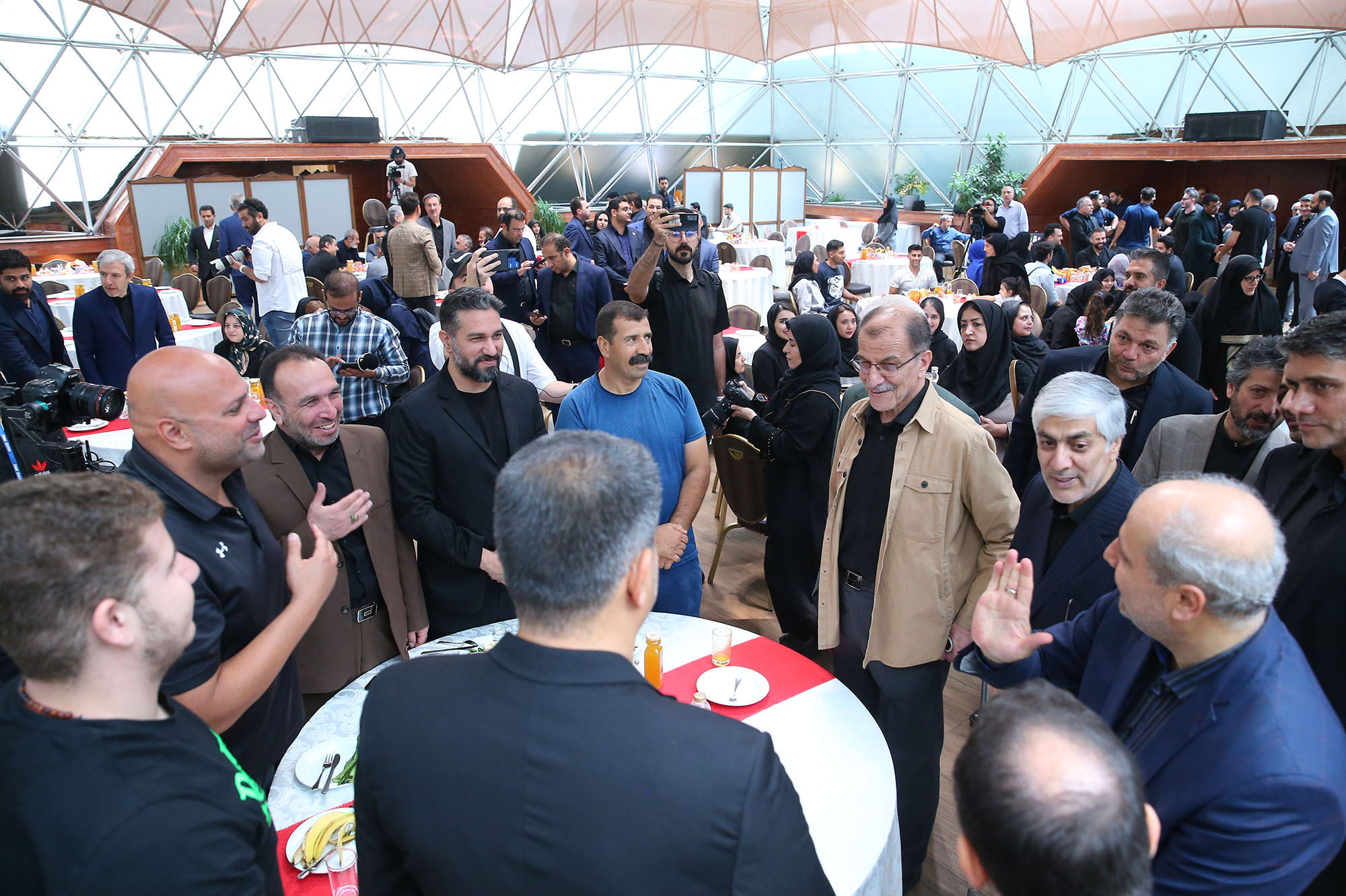 مراسم بدرقه کاروان ورزشی اعزامی به بازی های المپیک پاریس و امضا تفاهم نامه ورزشی با آستان قدس رضوی 48