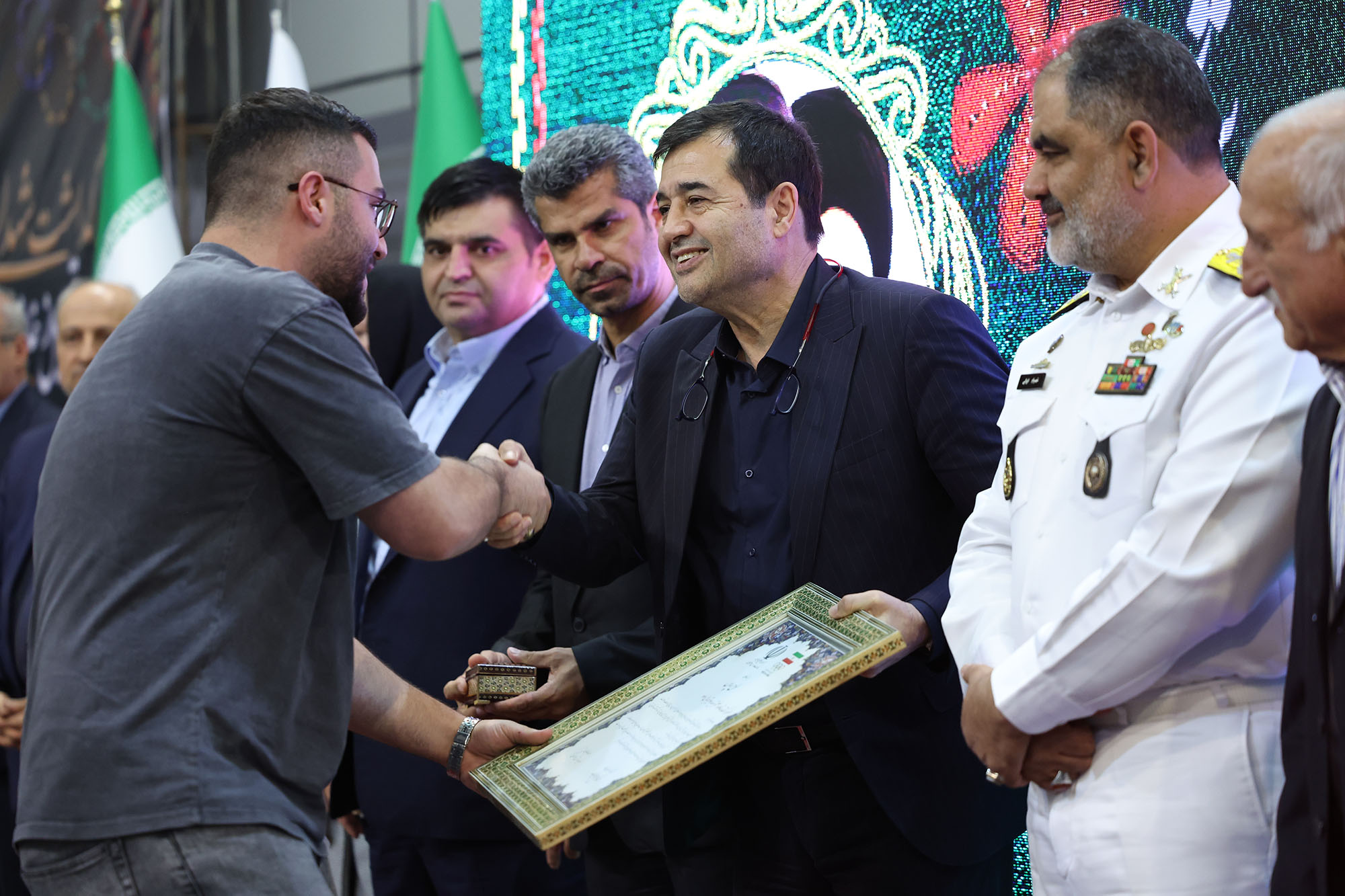 بزرگداشت شهدای ادیان الهی و مراسم تجلیل از خانواده شهدای ورزشکار 34