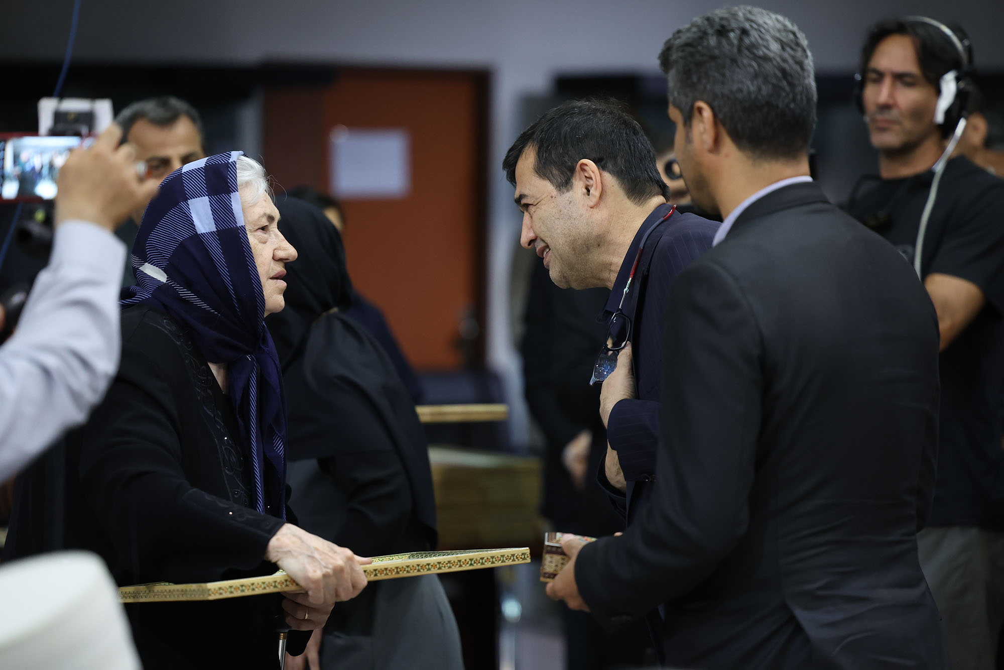 بزرگداشت شهدای ادیان الهی و مراسم تجلیل از خانواده شهدای ورزشکار 39