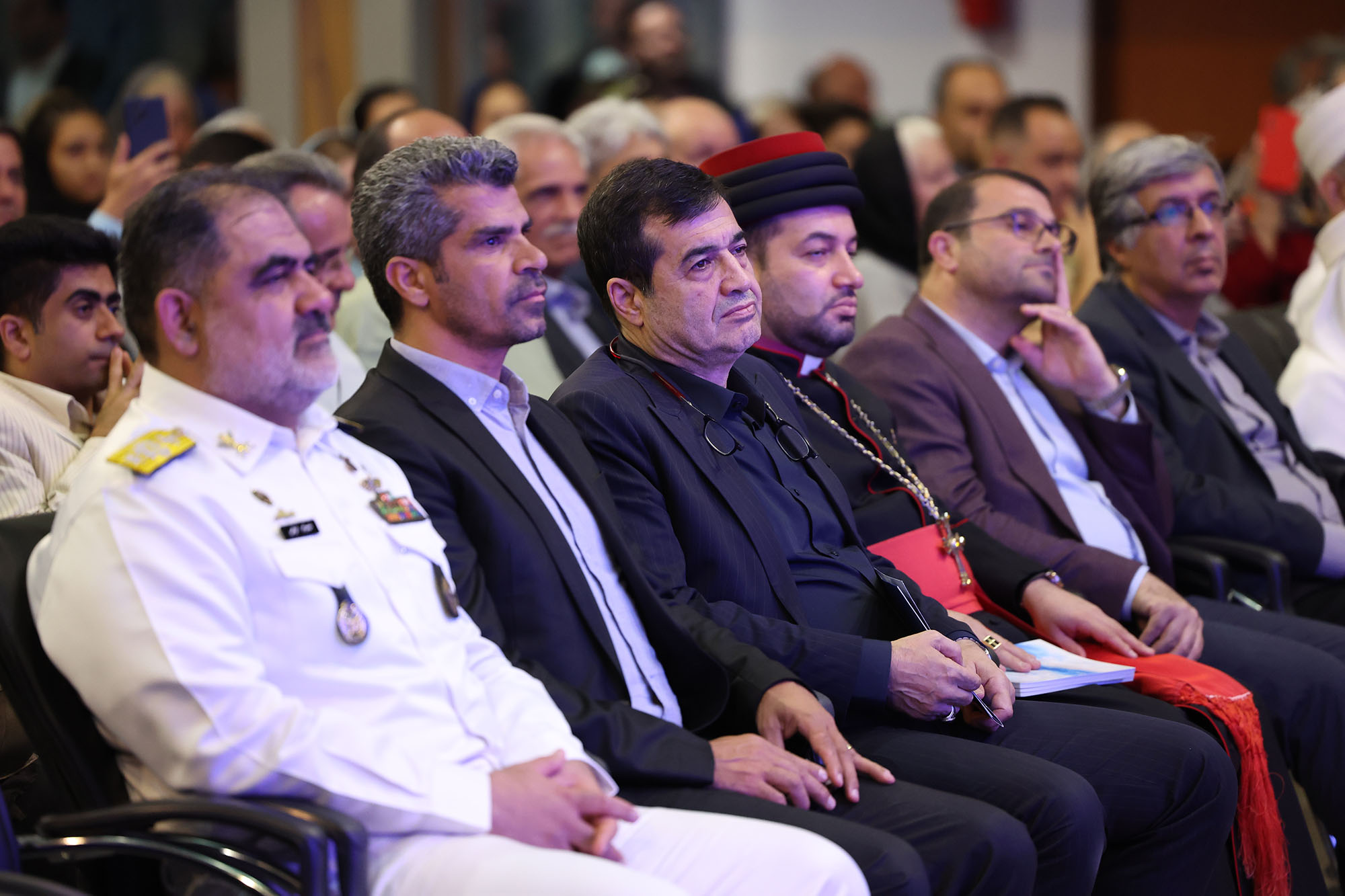 بزرگداشت شهدای ادیان الهی و مراسم تجلیل از خانواده شهدای ورزشکار 46