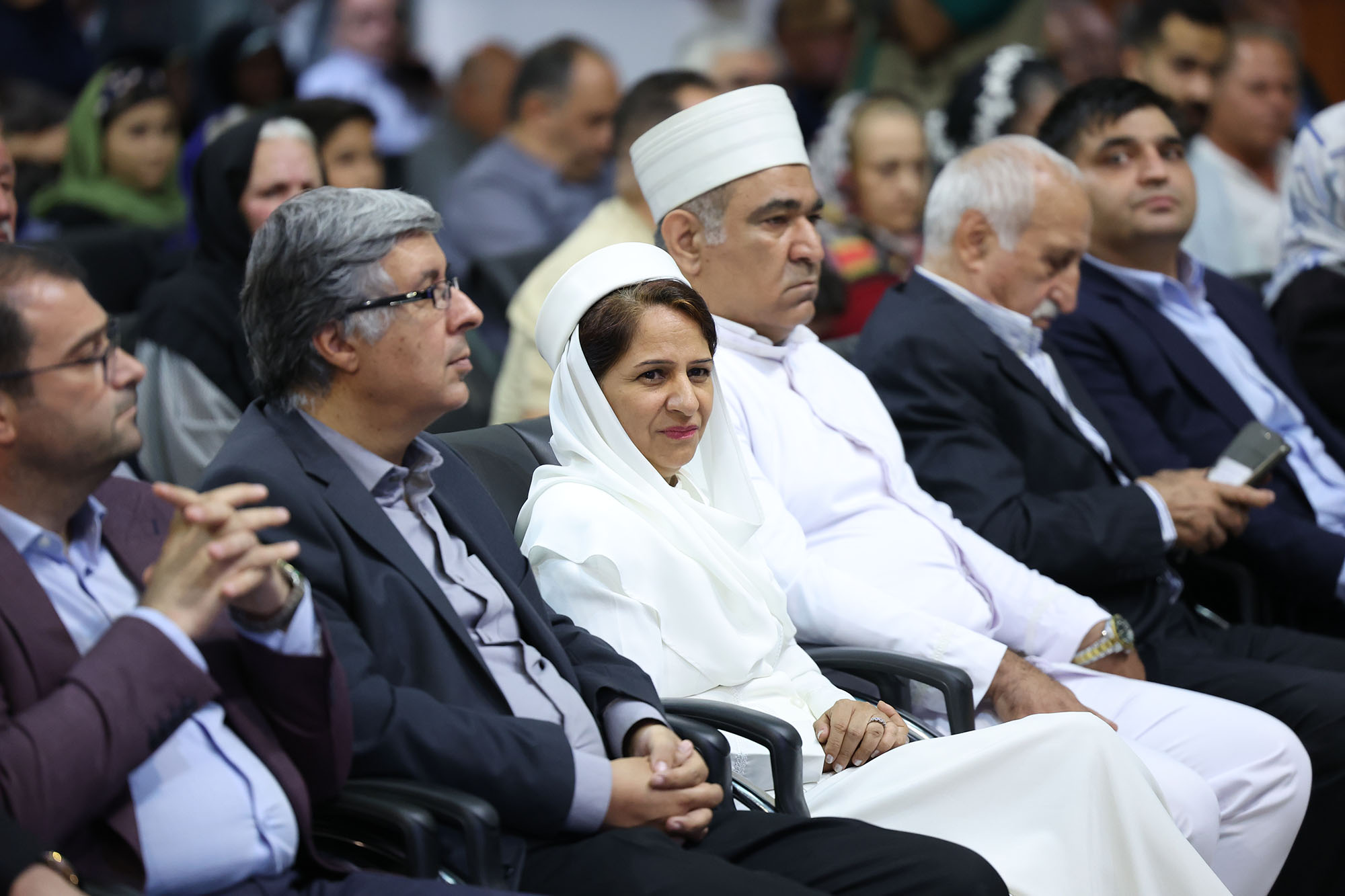 بزرگداشت شهدای ادیان الهی و مراسم تجلیل از خانواده شهدای ورزشکار 84