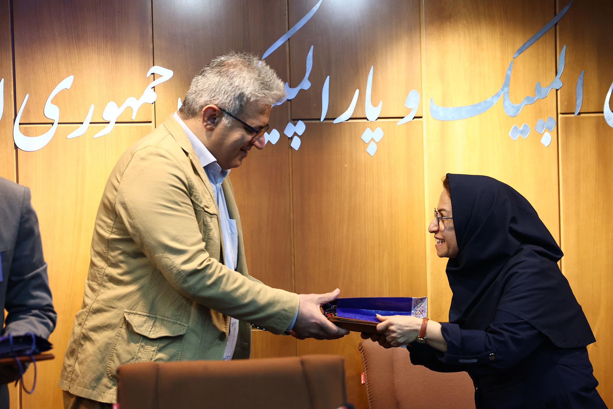 همایش بین المللی علمی و پژوهشی ورزش زنان 5