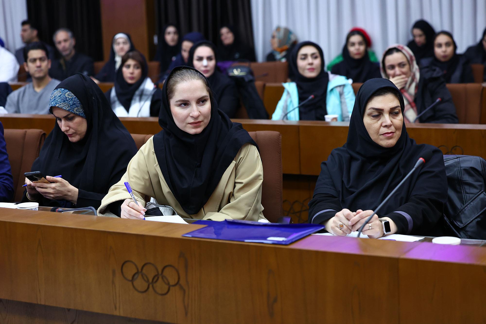 همایش بین المللی علمی و پژوهشی ورزش زنان 24