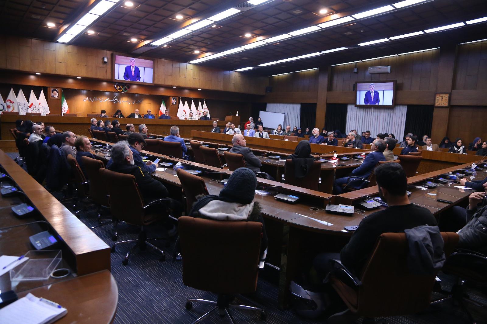 مراسم روز درختکاری در آکادمی ملی المپیک و فدراسیون گلف 12