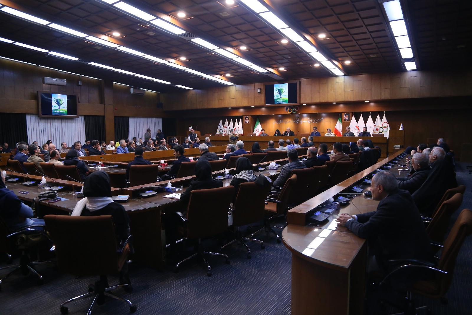 مراسم روز درختکاری در آکادمی ملی المپیک و فدراسیون گلف 15