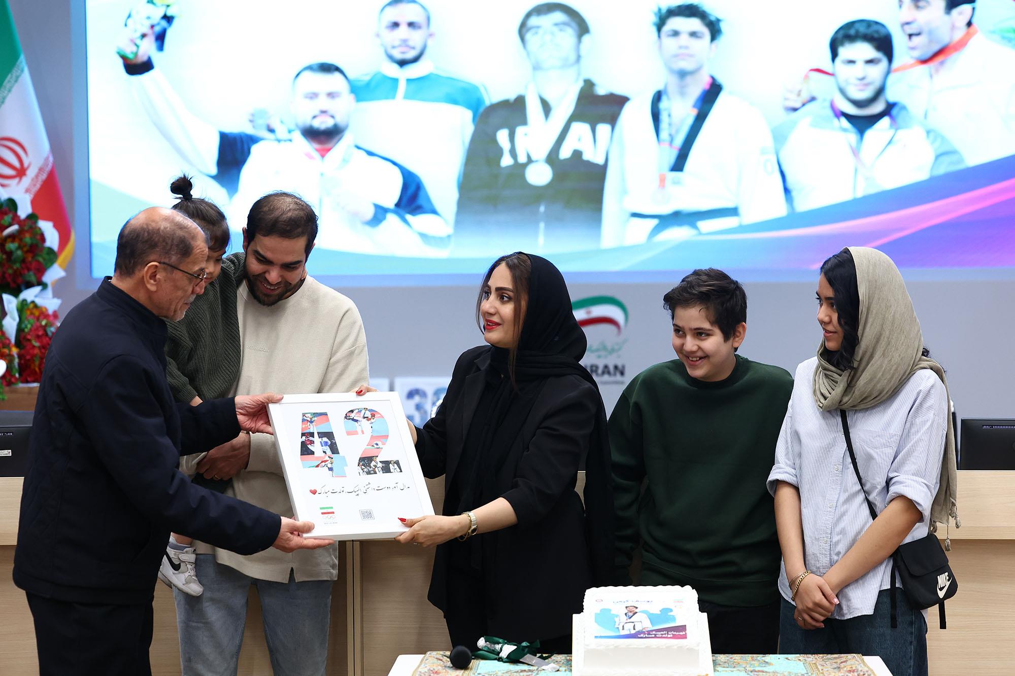 مراسم جشن تولد مدال اوران المپیک - فروردین 1404 12