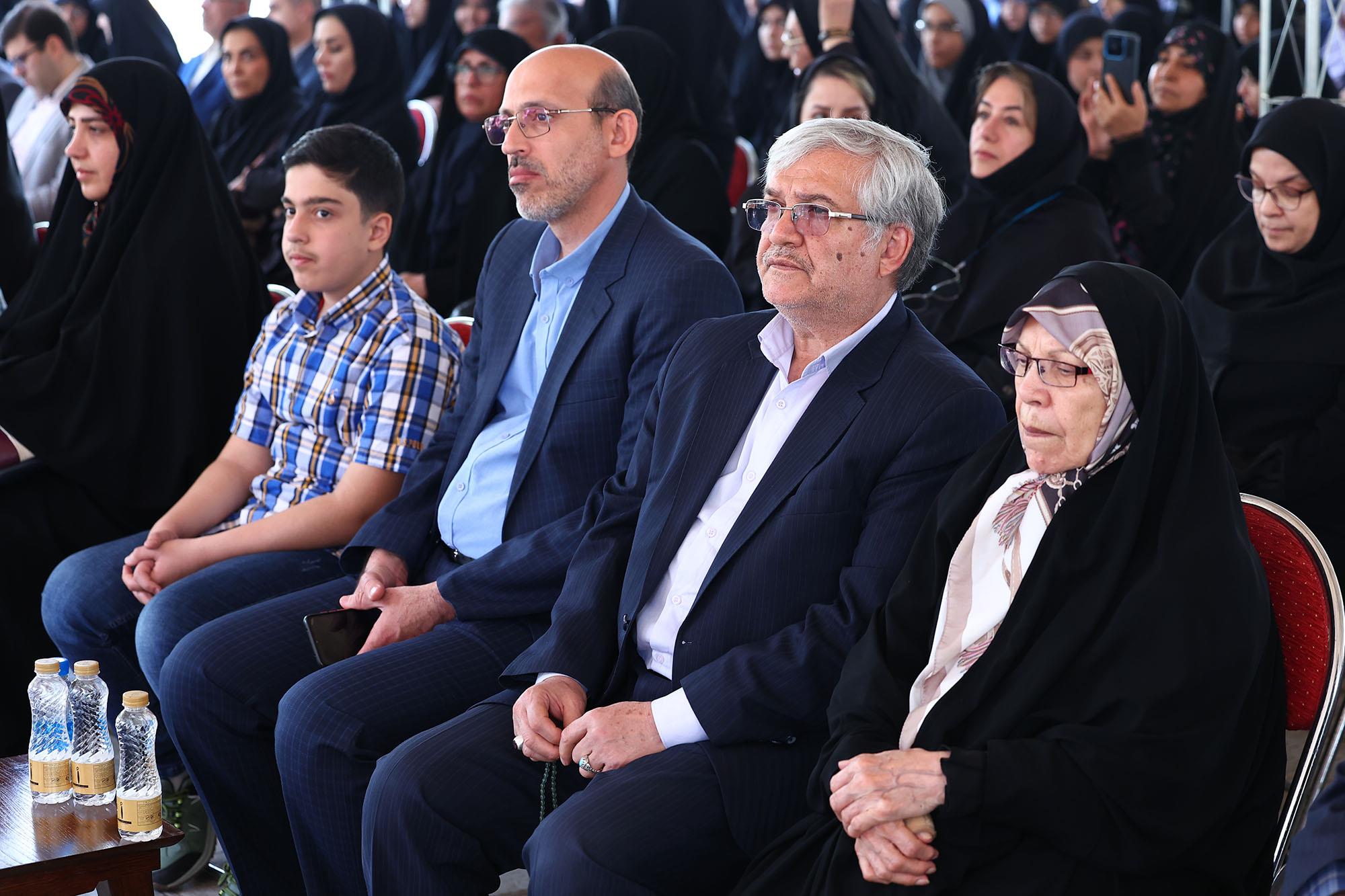 مراسم تجلیل از خانواده های شهدای ورزشکار شاخص کشور 19