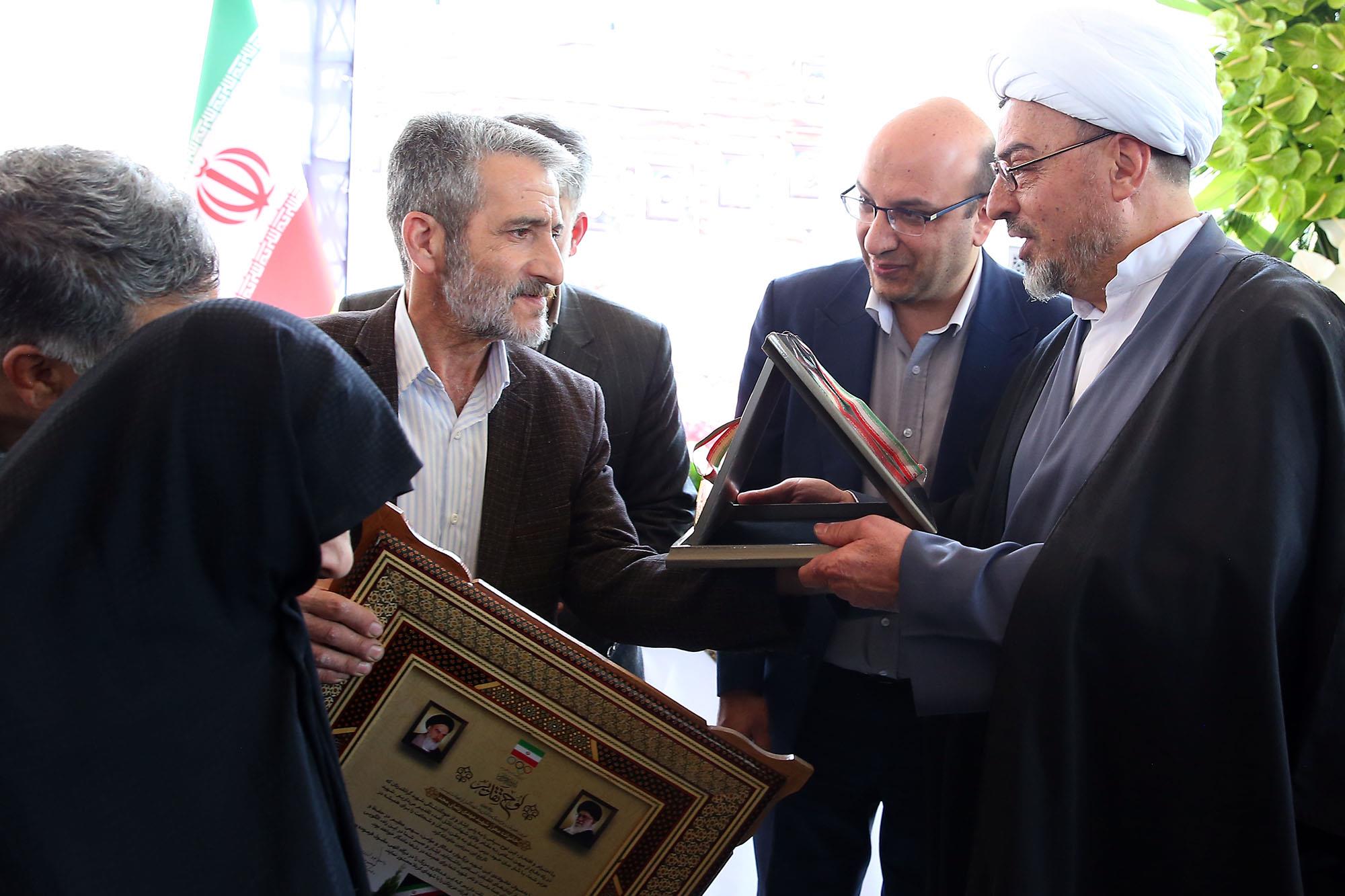 مراسم تجلیل از خانواده های شهدای ورزشکار شاخص کشور 26