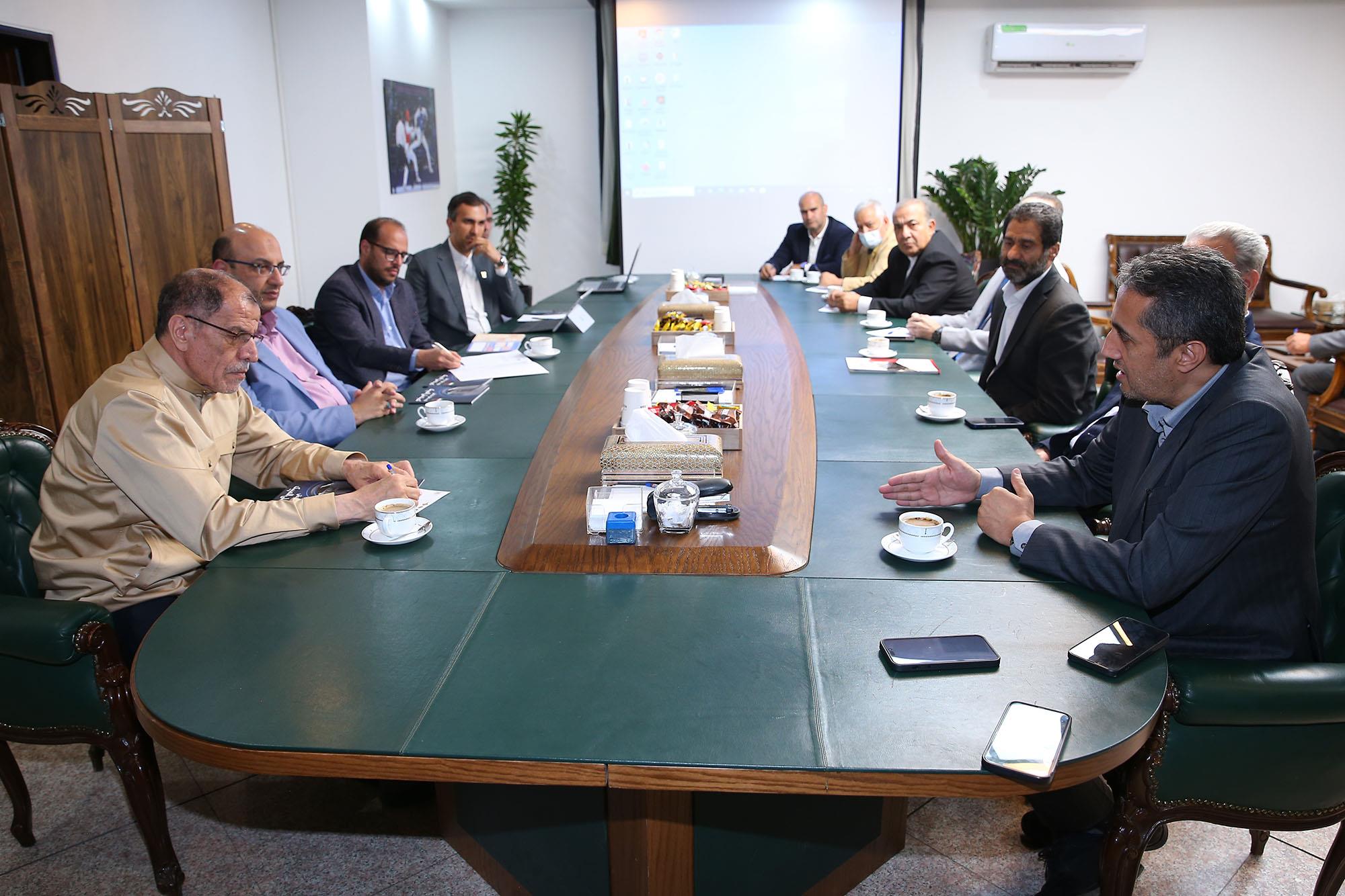 امضای تفاهم نامه همکاری با سازمان ایمیدرو 18