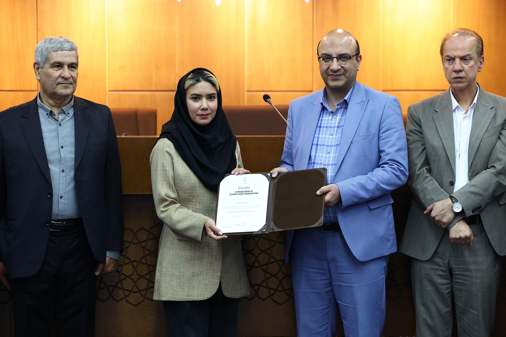 مراسم اختتامیه دهمین دوره و افتتاحیه یازدهمین دوره سولیداریتی مدیریت ورزشی 4