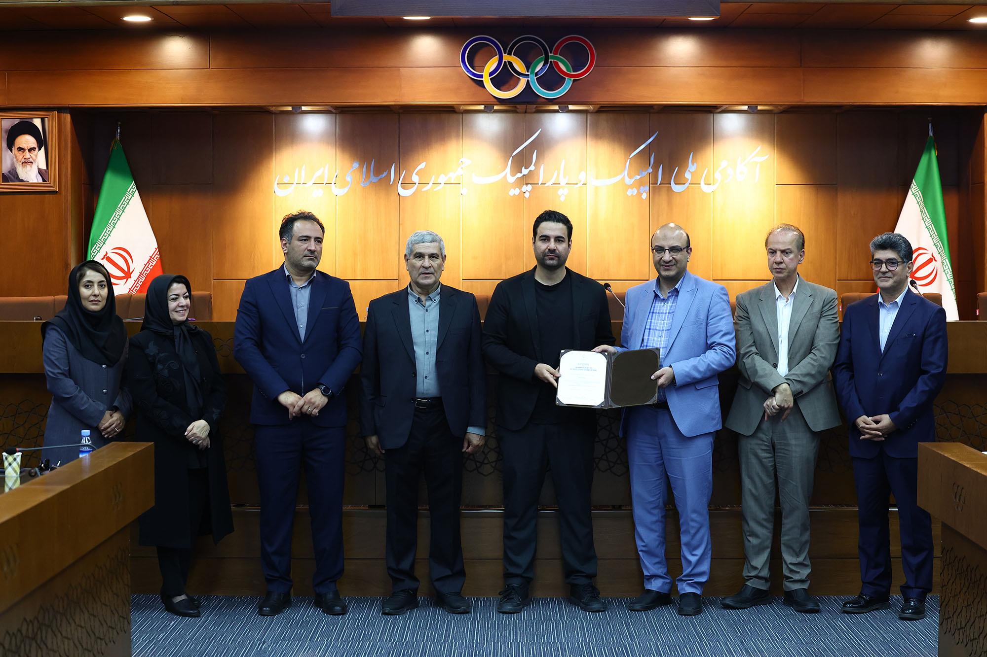 مراسم اختتامیه دهمین دوره و افتتاحیه یازدهمین دوره سولیداریتی مدیریت ورزشی 5