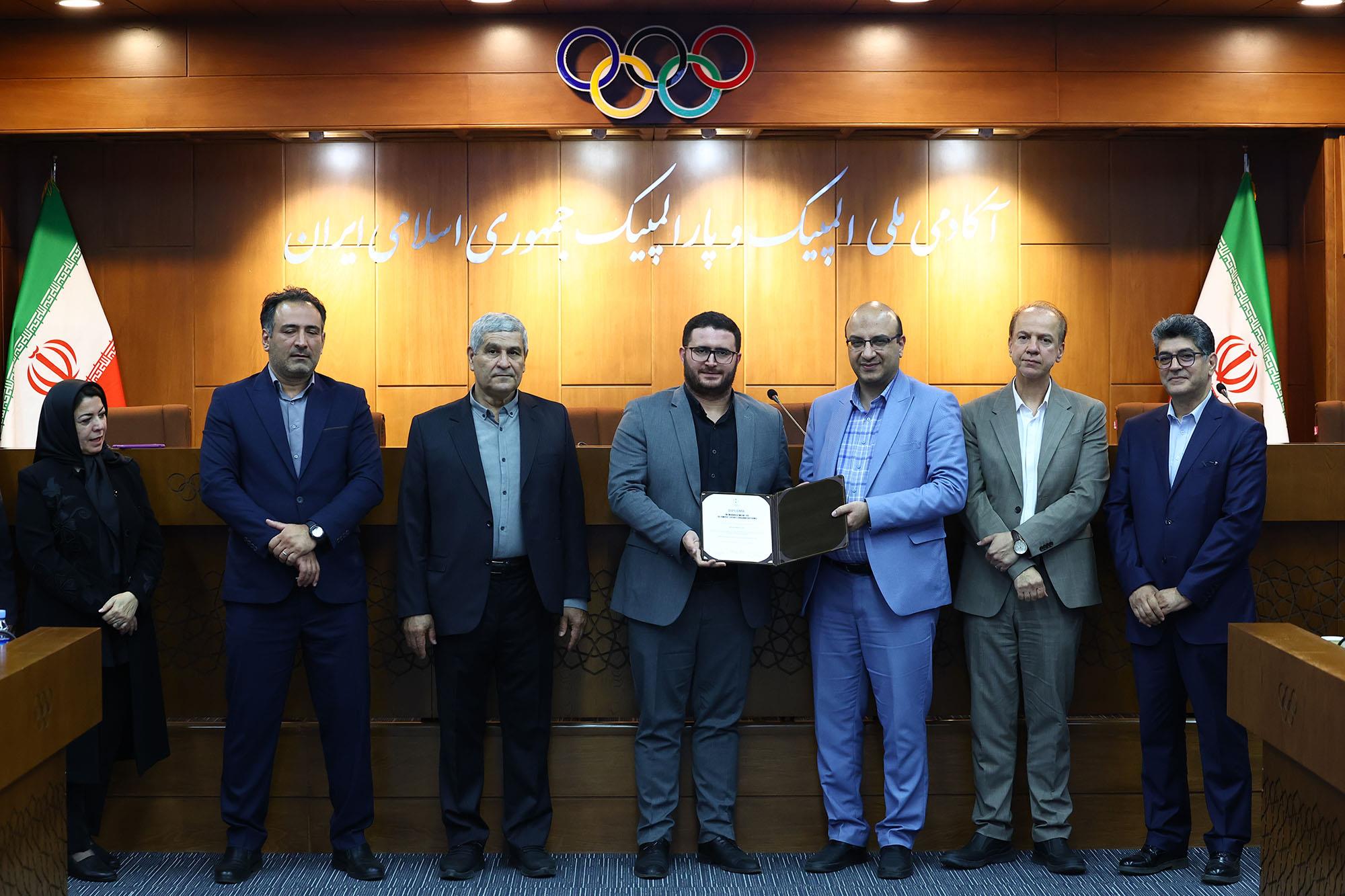 مراسم اختتامیه دهمین دوره و افتتاحیه یازدهمین دوره سولیداریتی مدیریت ورزشی 7