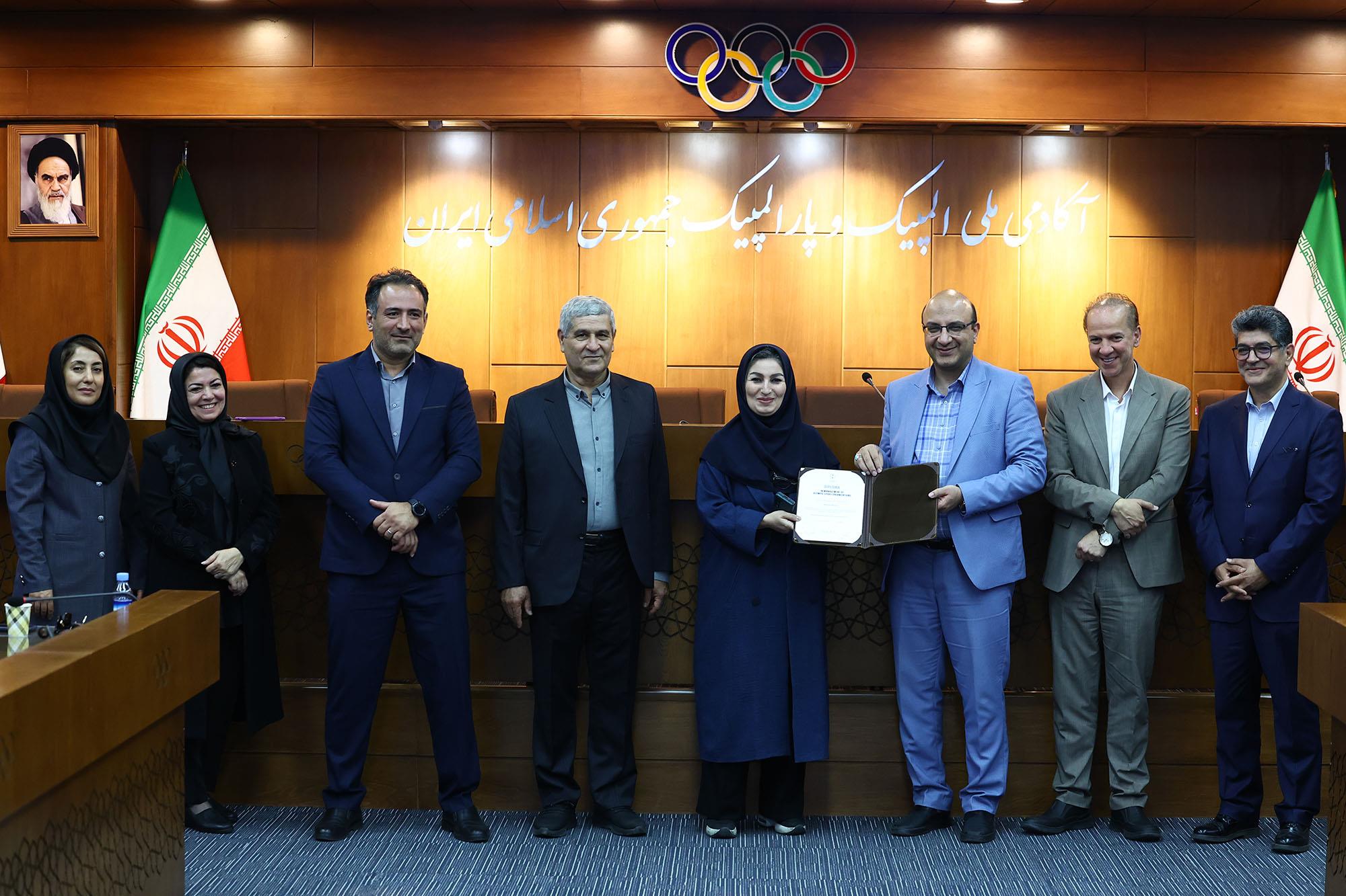 مراسم اختتامیه دهمین دوره و افتتاحیه یازدهمین دوره سولیداریتی مدیریت ورزشی 8