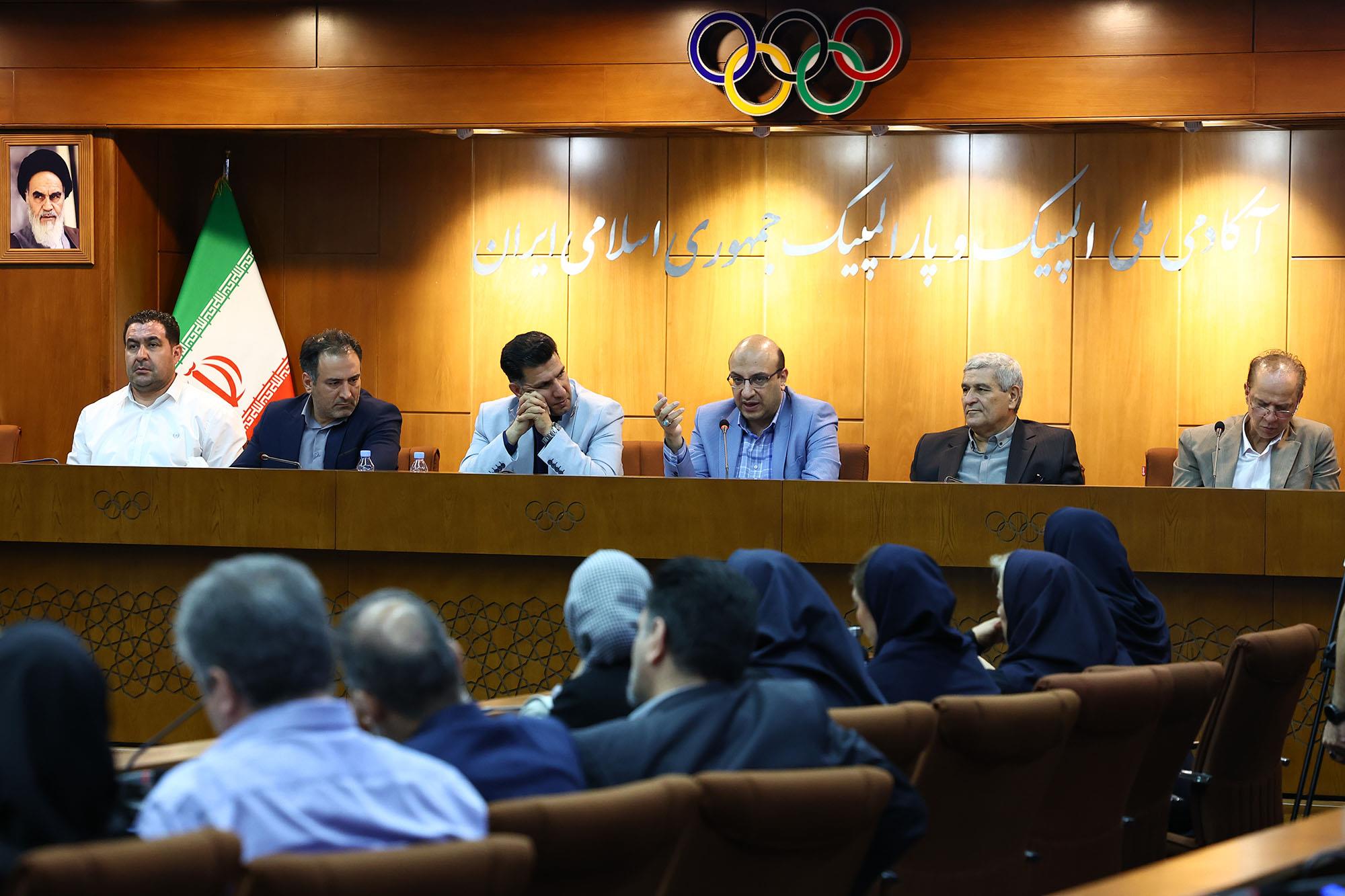 مراسم اختتامیه دهمین دوره و افتتاحیه یازدهمین دوره سولیداریتی مدیریت ورزشی 17