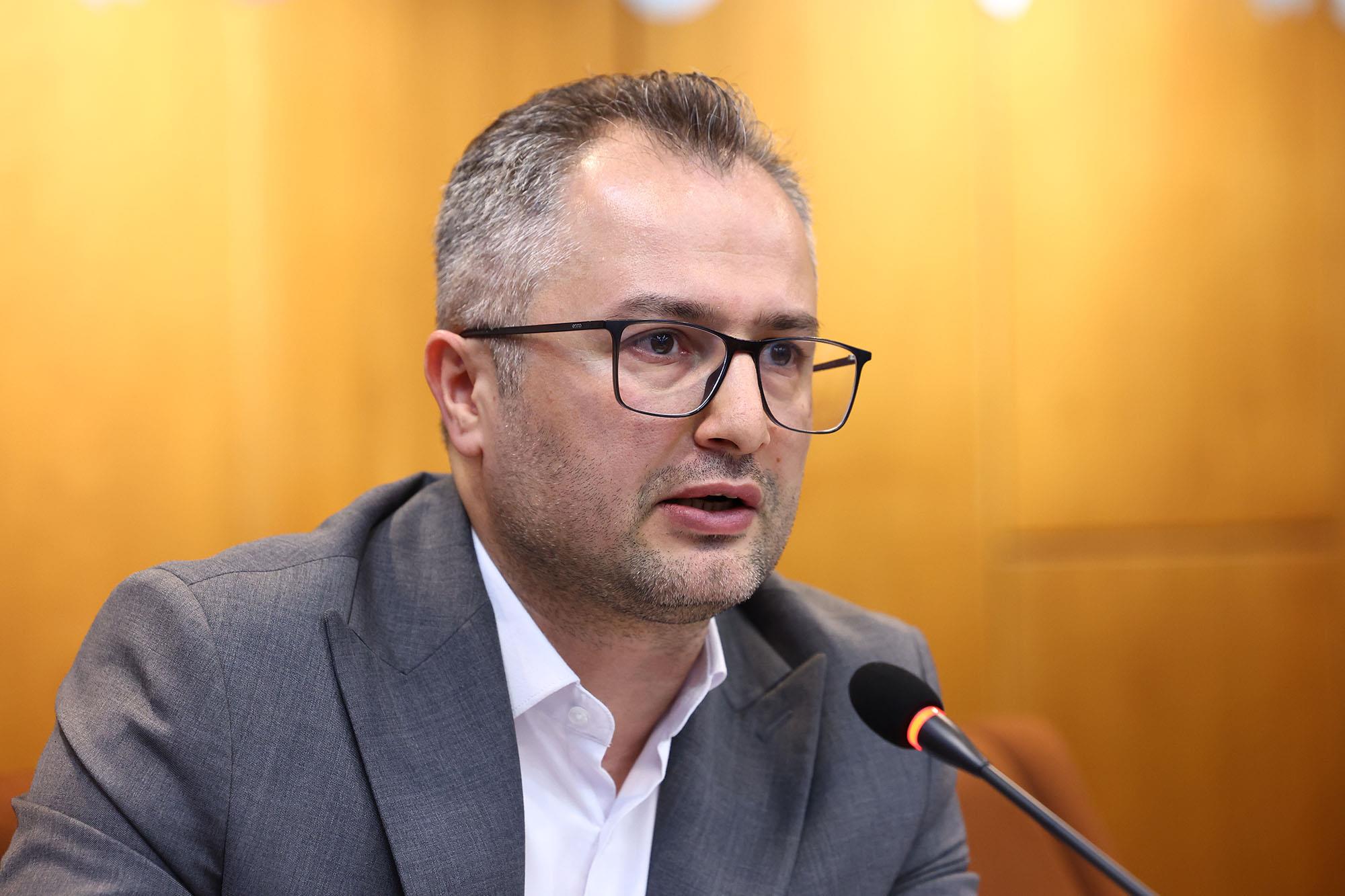 نشست توجیهی با سرپرستان بازی های کشورهای اسلامی 11