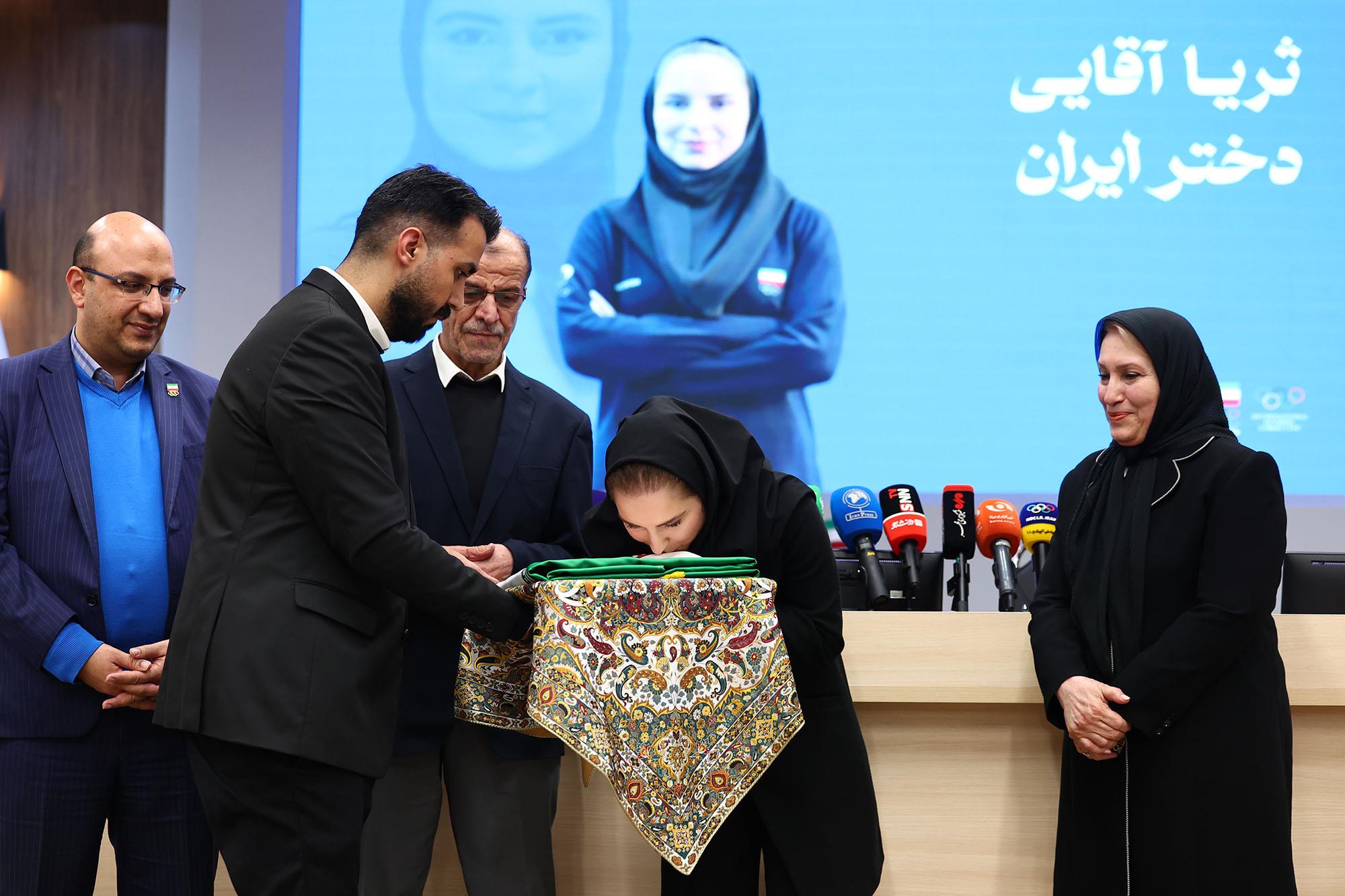 کنفرانس مطبوعاتی عضویت ثریا آقایی در کمیته بین المللی المپیک 15