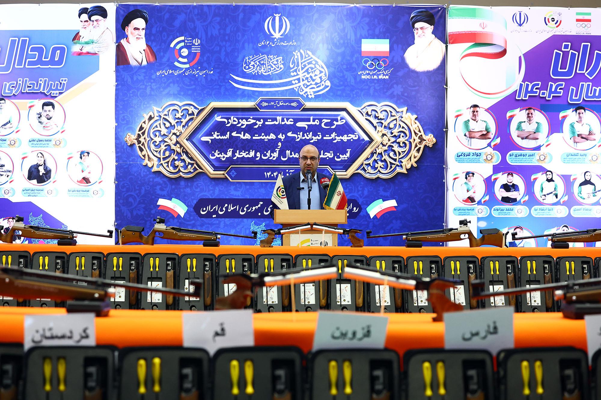 مراسم تقدیر از مدال آوران تیراندازی کشور 10