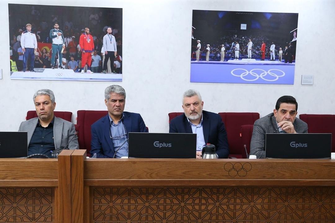 نشست