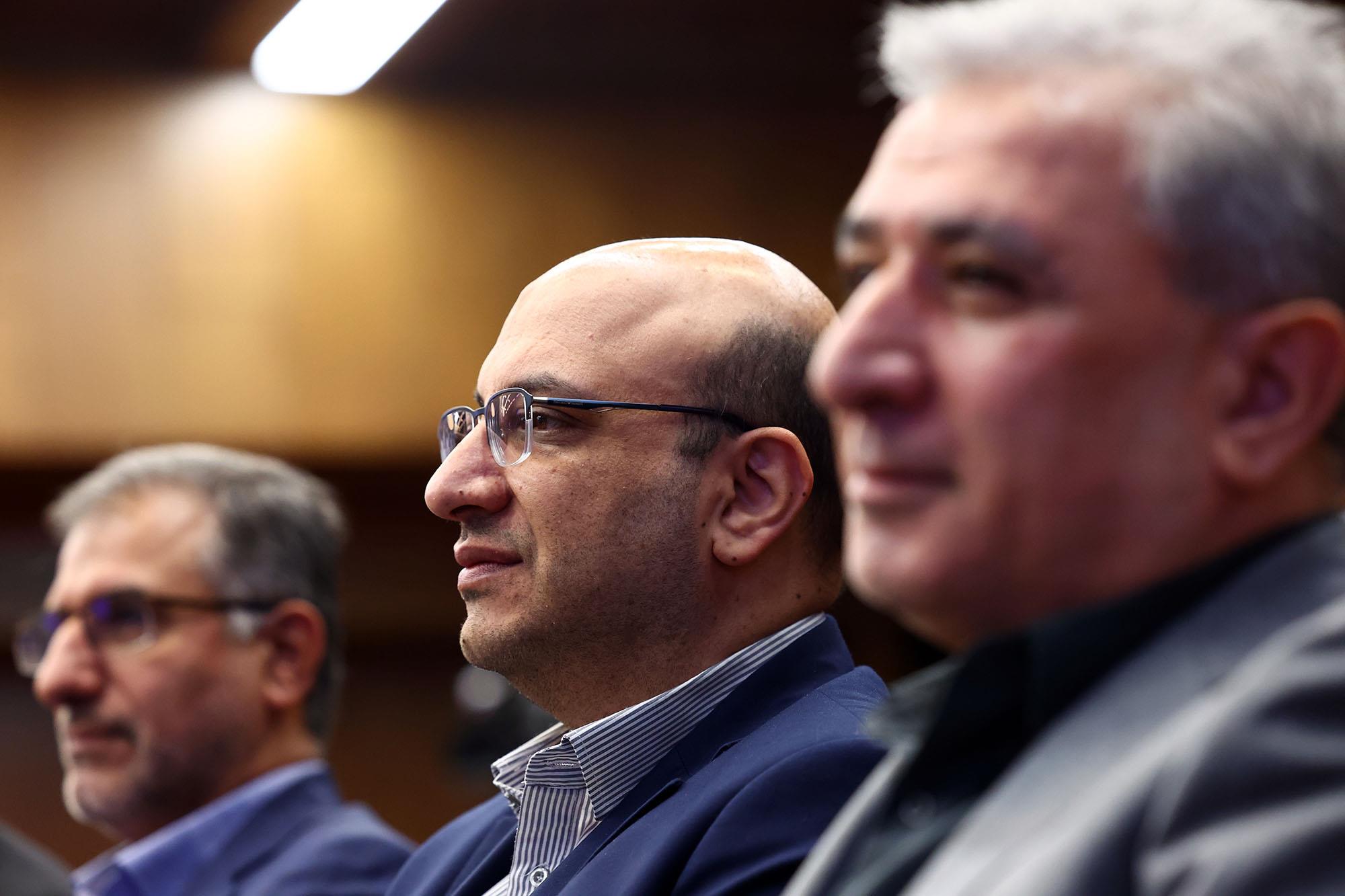 ​امضای تفاهم‌نامه کمیته ملی المپیک و بانک اقتصاد نوین جهت حمایت پنج ساله از 9 ورزشکار نوجوان 45